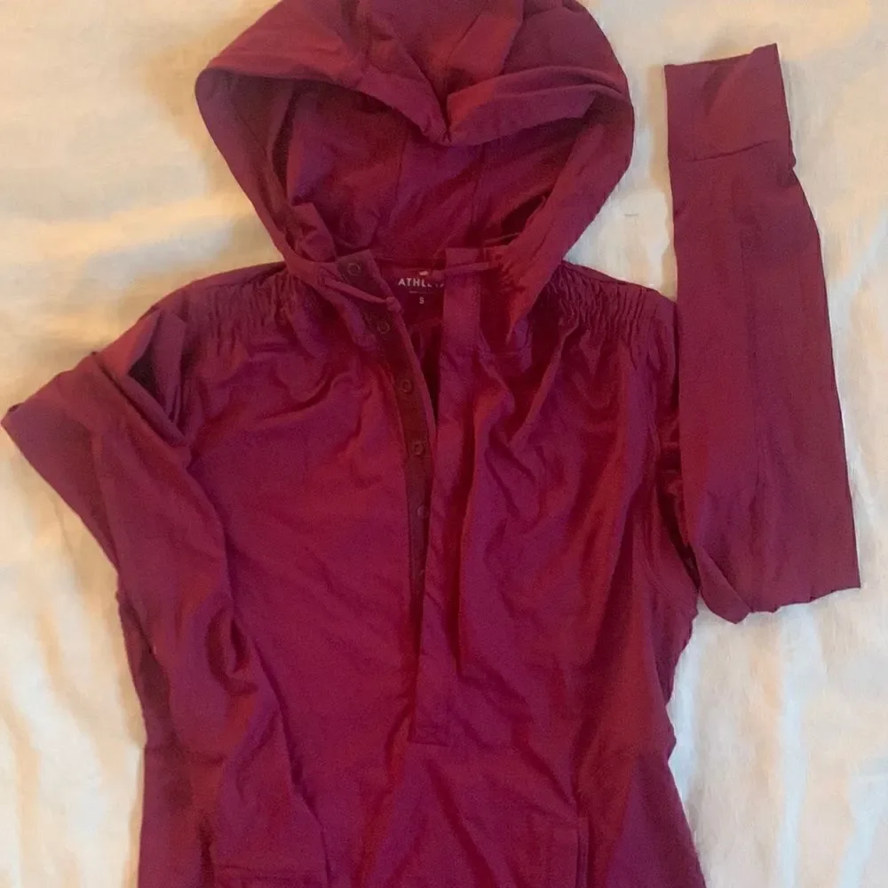Athleta Raspberry Solana Hoodie Size S Women’s Workout Exercise Gym